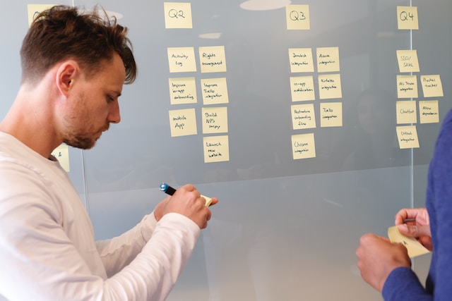Software Development Tracker How to Manage Your Software Development Timeline | Inventiv